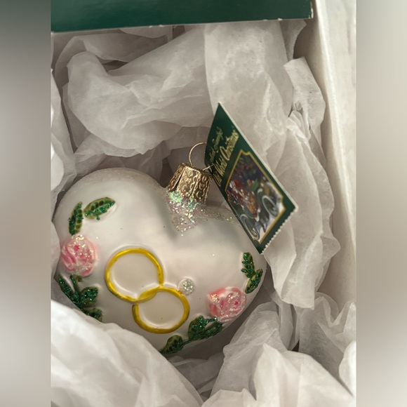 Wedding/Engagement Heart Merck Old World Christmas Ornament with rings and roses - Picture 5 of 6
